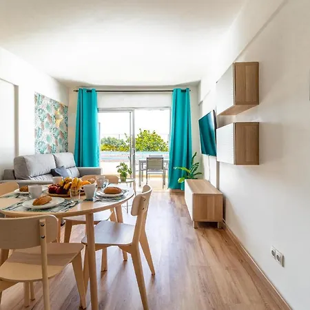 Charming Seaside And Terasse In Playa Paraiso Apartment