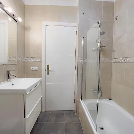 Apartment Charming Seaside And Terasse In Playa Paraiso