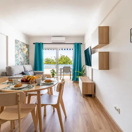 Charming Seaside And Terasse In Playa Paraiso Costa Adeje (Tenerife)